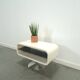 Witte tafel met afgeronde hoeken en glassen blade, tv meubel