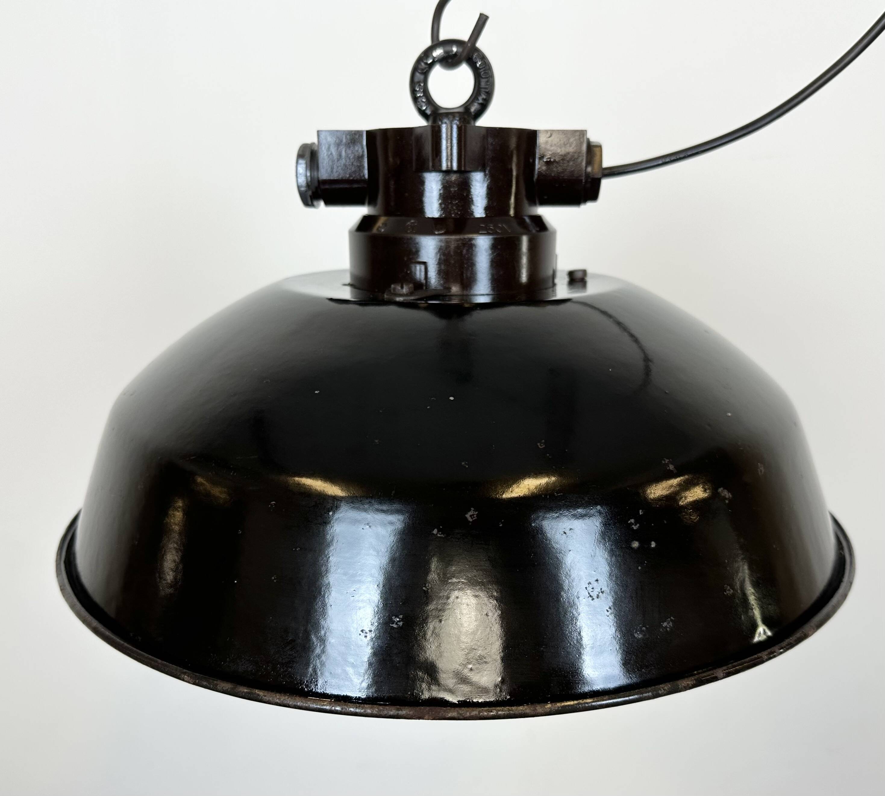 Industrial black enamel factory pendant lamp, 1950s