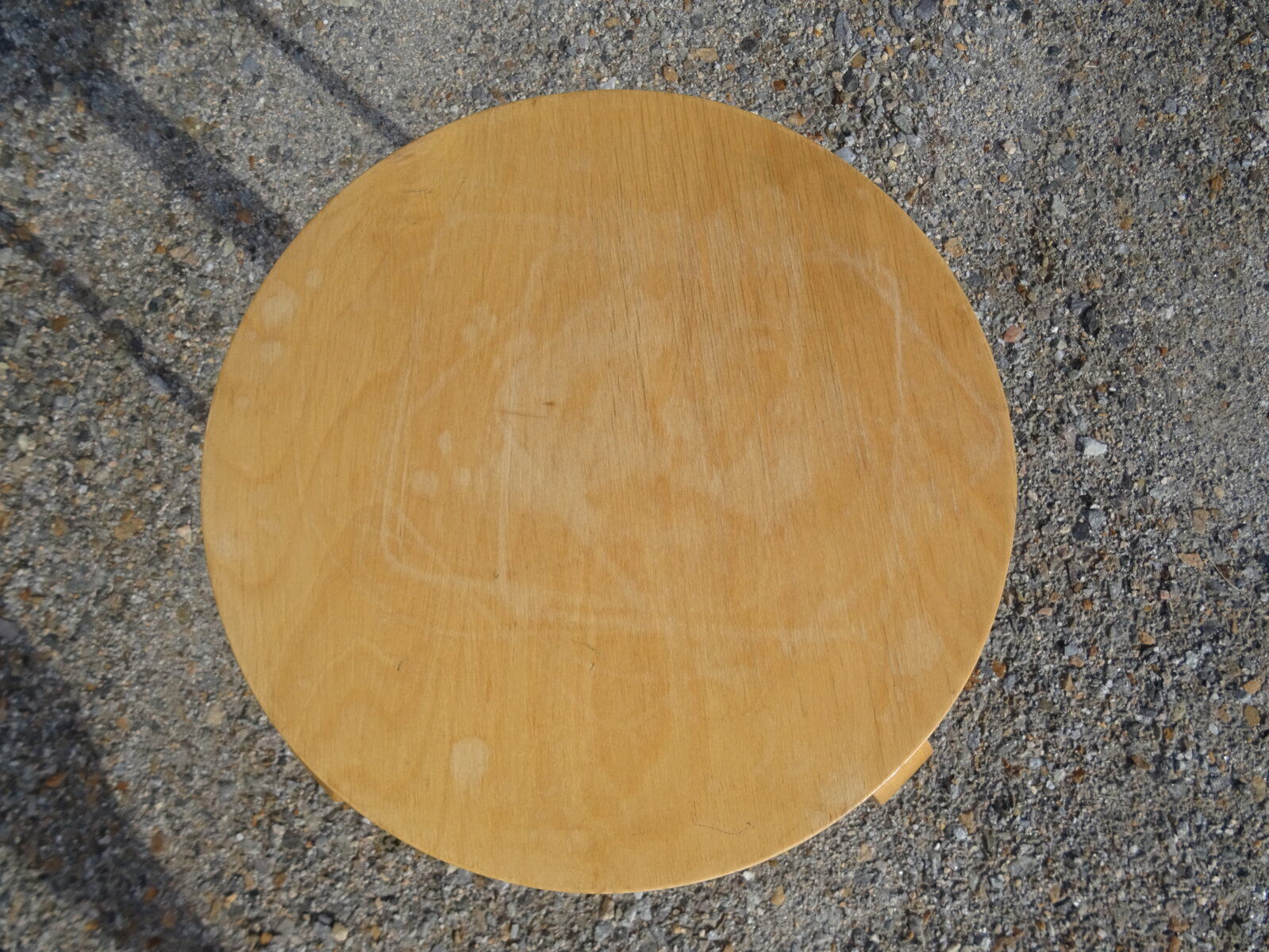 Bar top stool