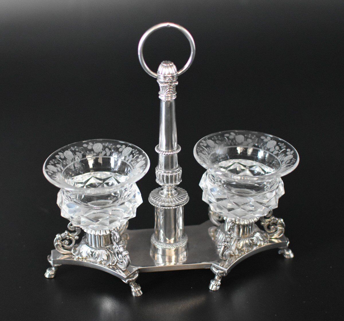 Salt shaker with double silver salters, Restoration period 1819-1838