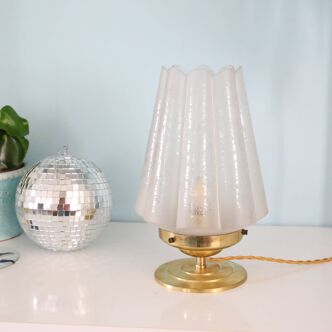 Table lamp, open corolla globe, vintage