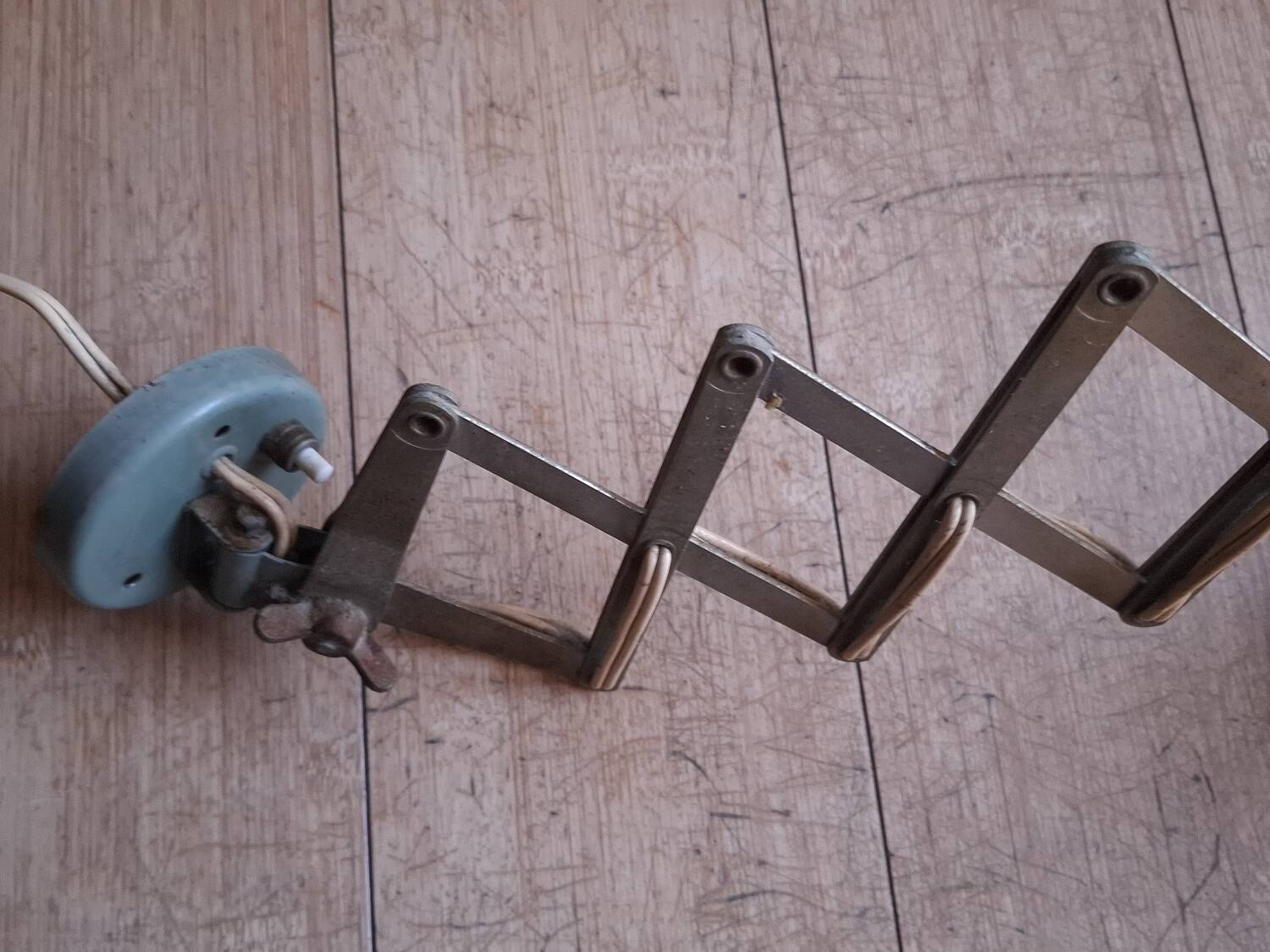 1950s extendable wall lamp