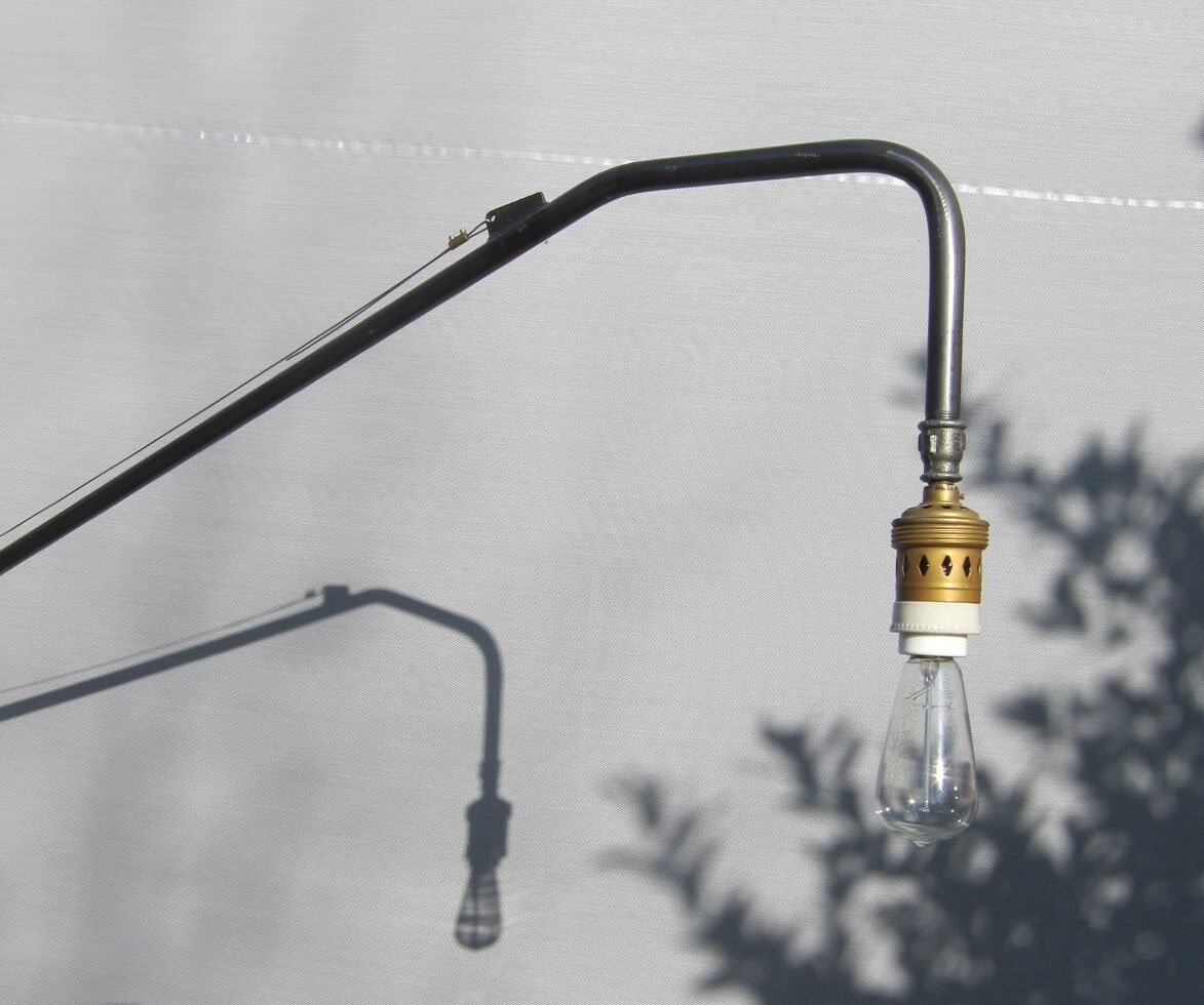 JIB200 curved stem lamp with handle