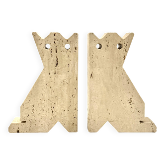 Modern set of 2 travertine cat shaped bookends, Flli Mannelli, Italy 1970