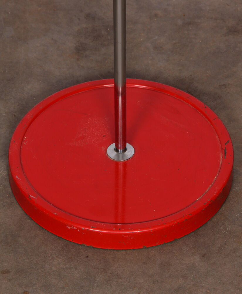 Metal lamppost, Czech production of the 1970s