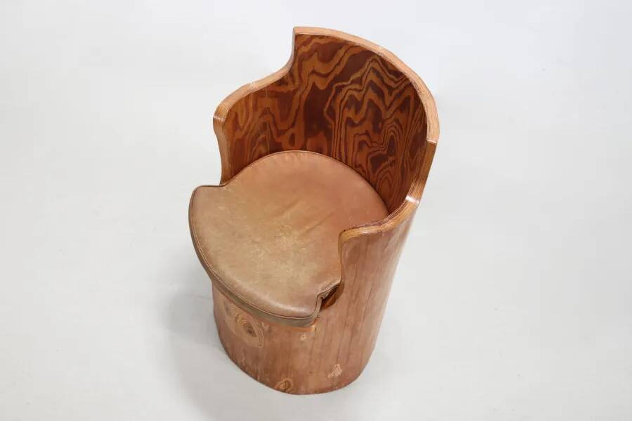 Swedish pine trunk chair from the 1960s
