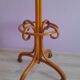 Porte manteau dit perroquet