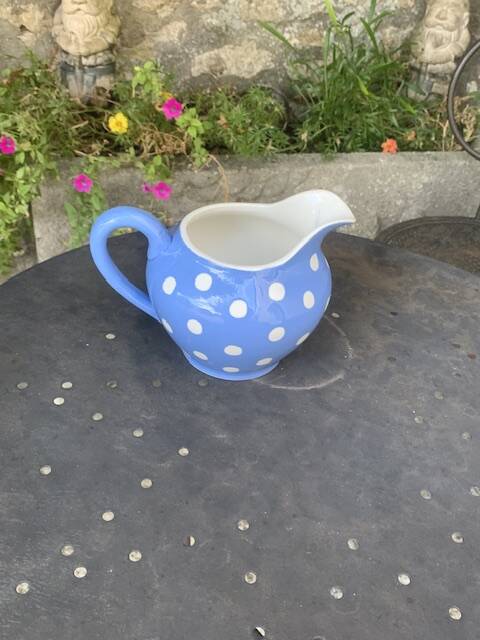 Lavender blue earthenware tea service with white polka dots from Digoin Sarreguemines.