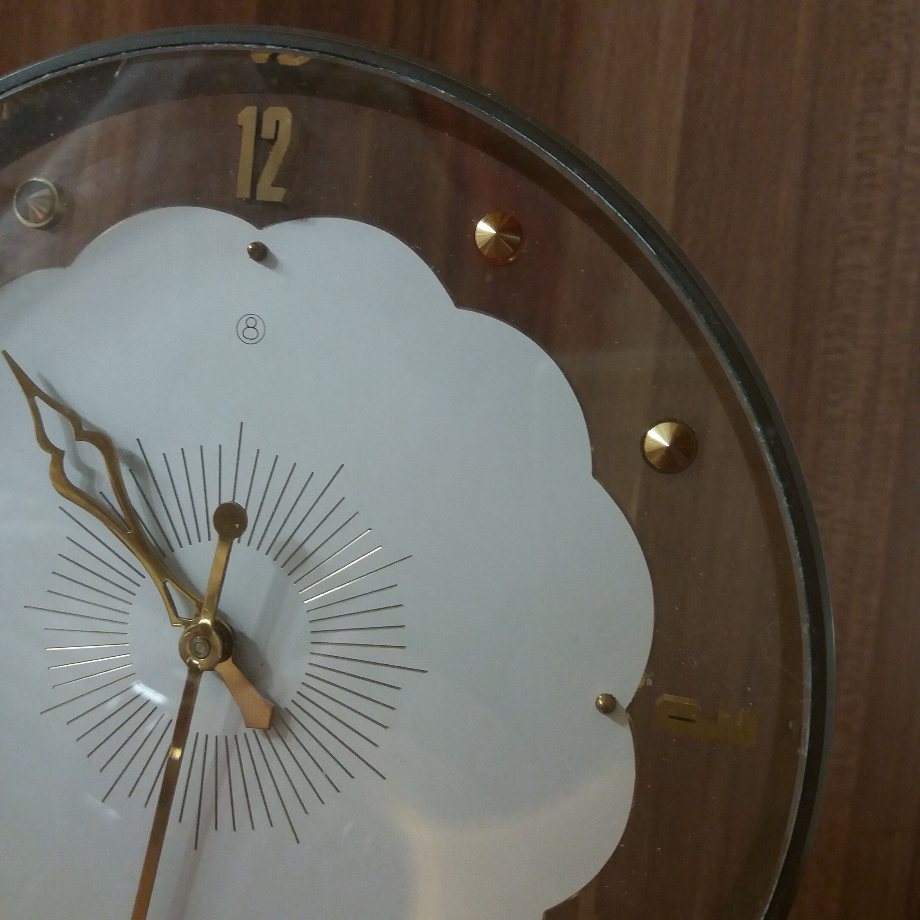 Jaz table clock