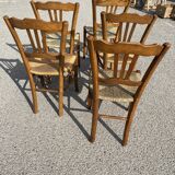 Ancienne chaise de ferme