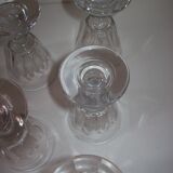 Suite de six anciens verres en cristal de Baccarat