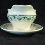 Sauciere en faience Boch freres la louviere décor palmette