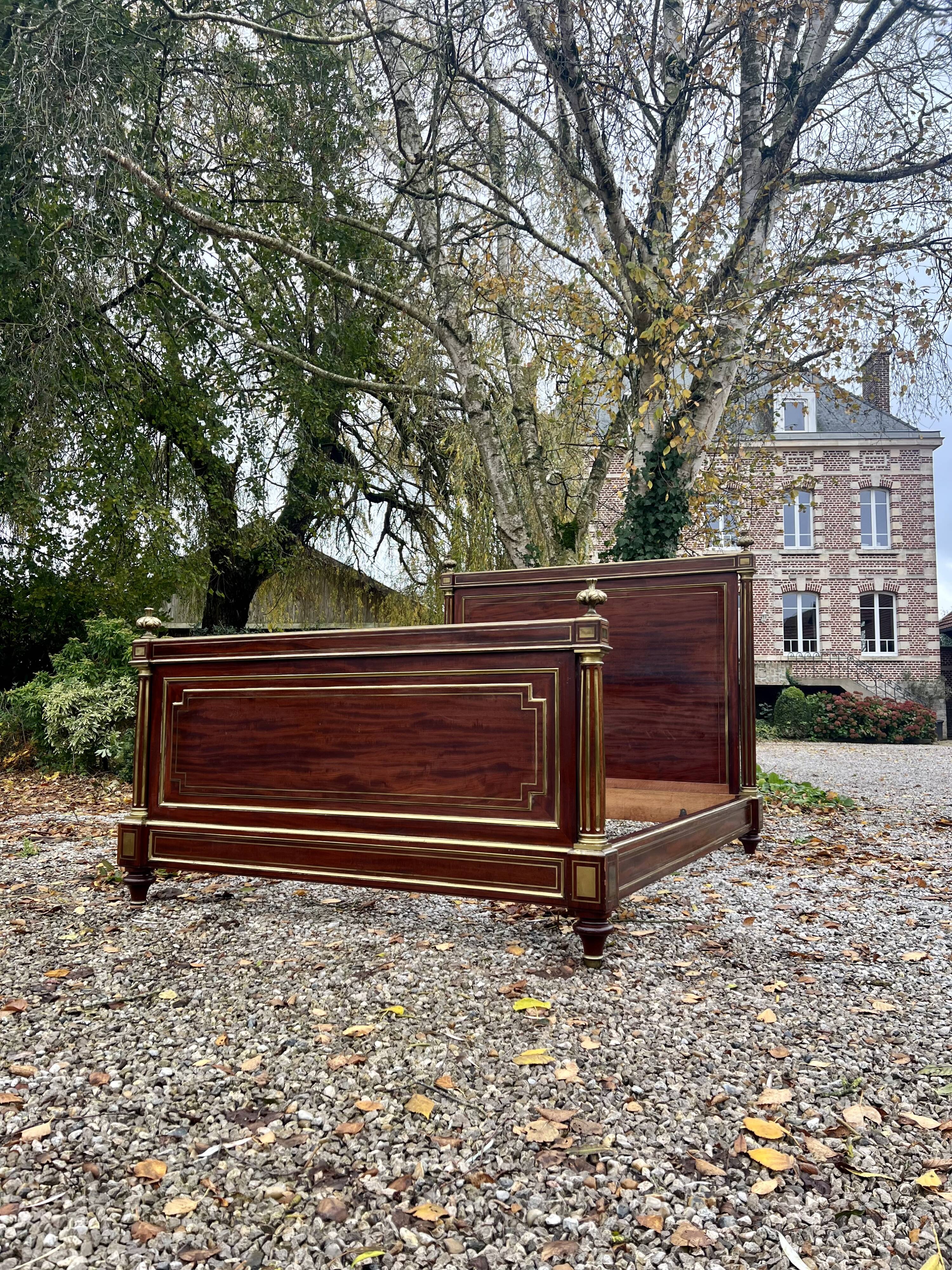Magnificent Louis XVI style flamed mahogany bed Attributed to Gervais-maximilien Durand