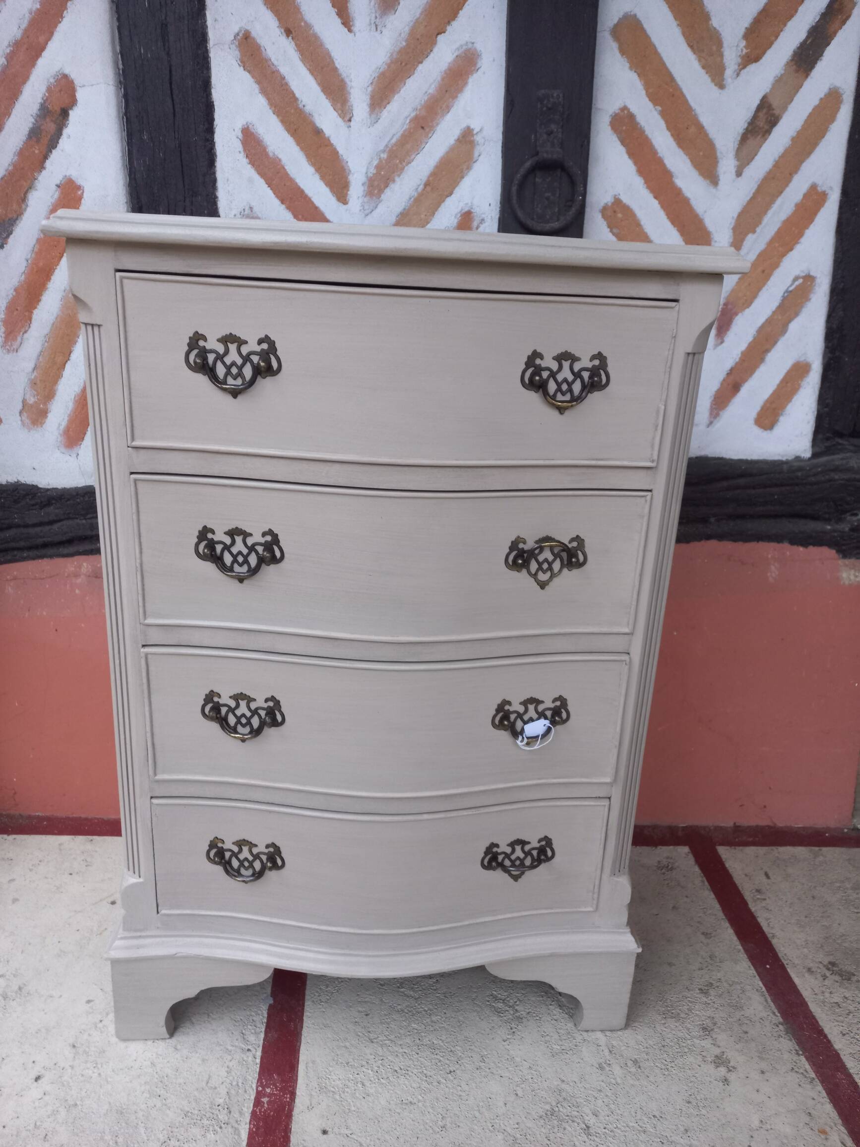 Petite commode anglaise patinée lin vieilli