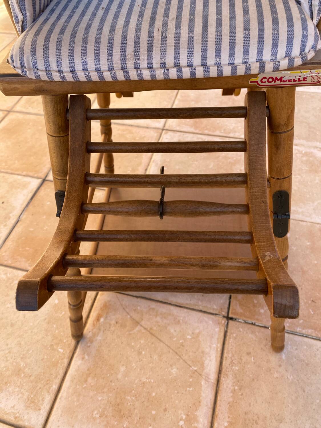 Chaise haute pour enfant