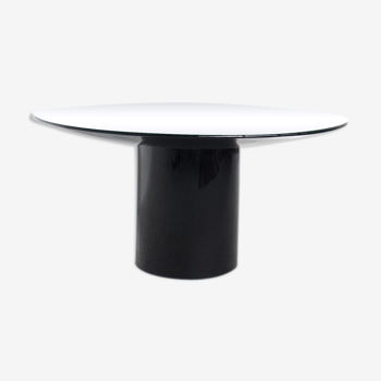 Rond table 1970