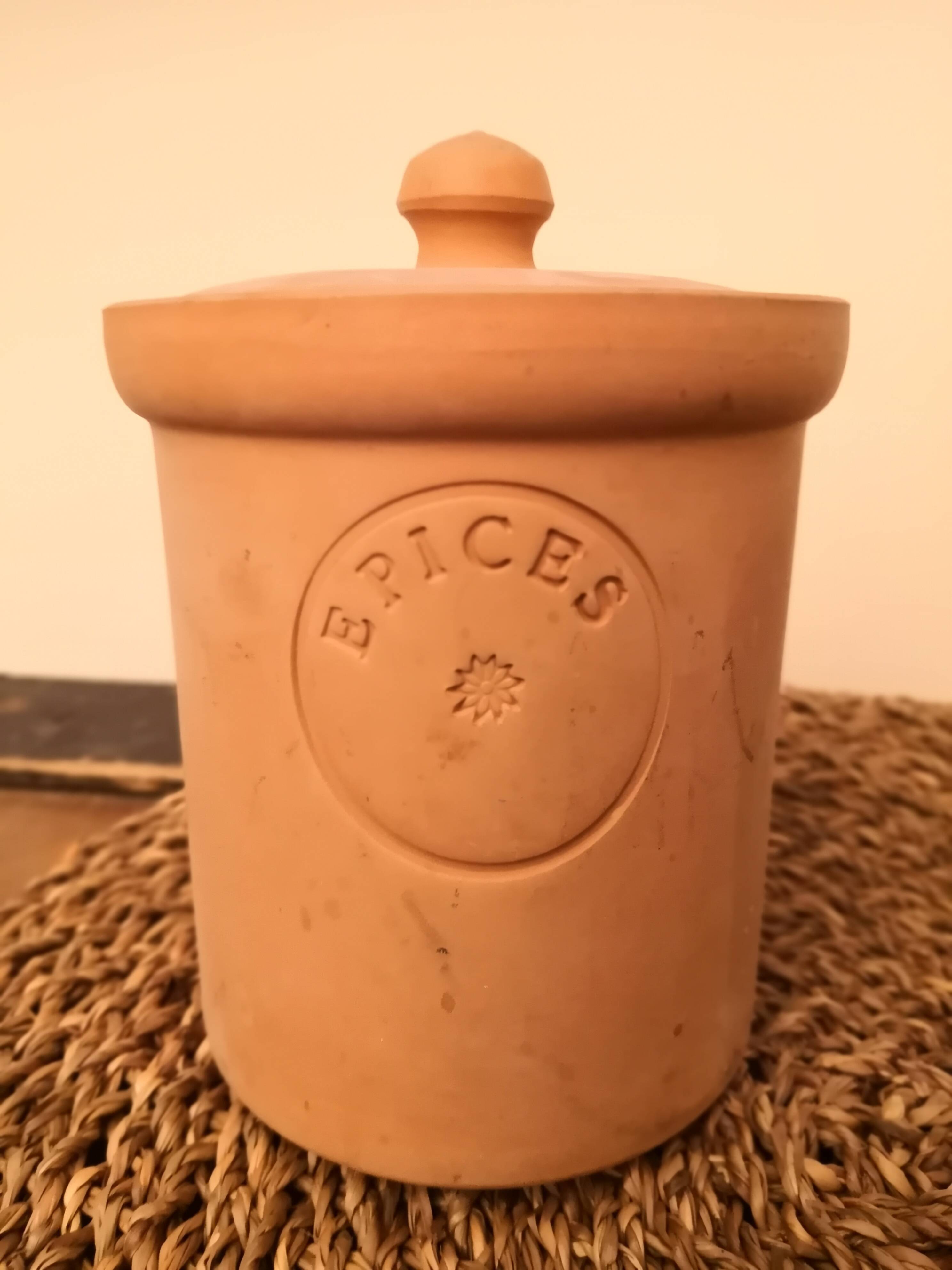 Pots à épices terre cuite