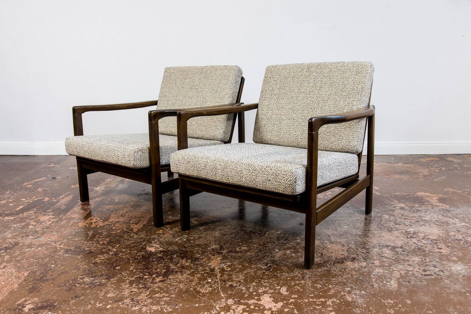 Pair of B-7522 Armchairs by Zenon Bączyk, 1960s
