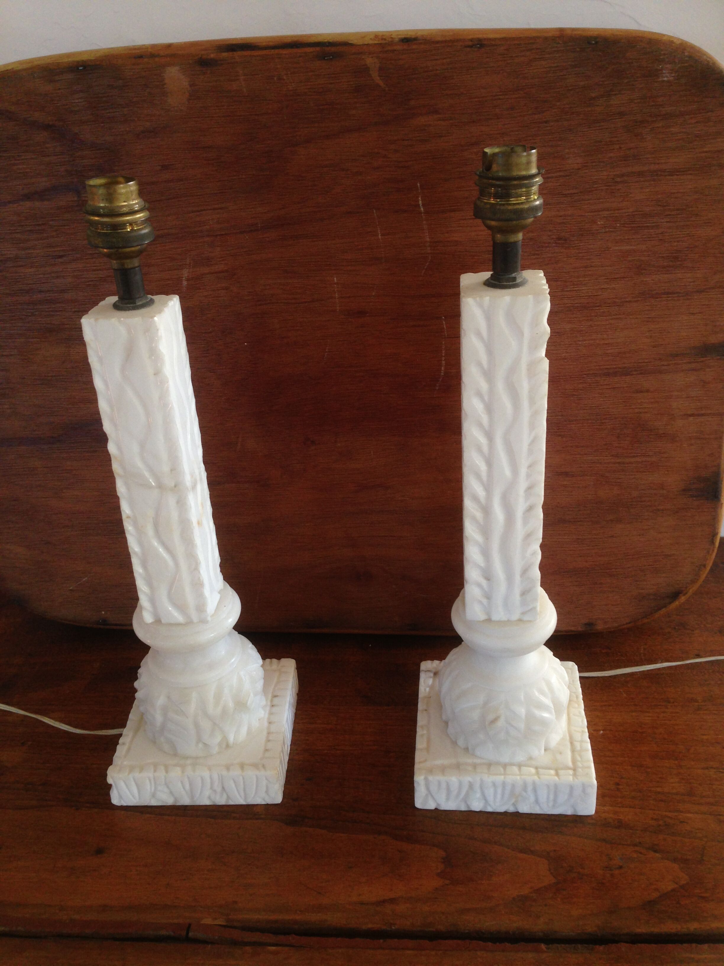 Feet of carved Alabaster column lamp