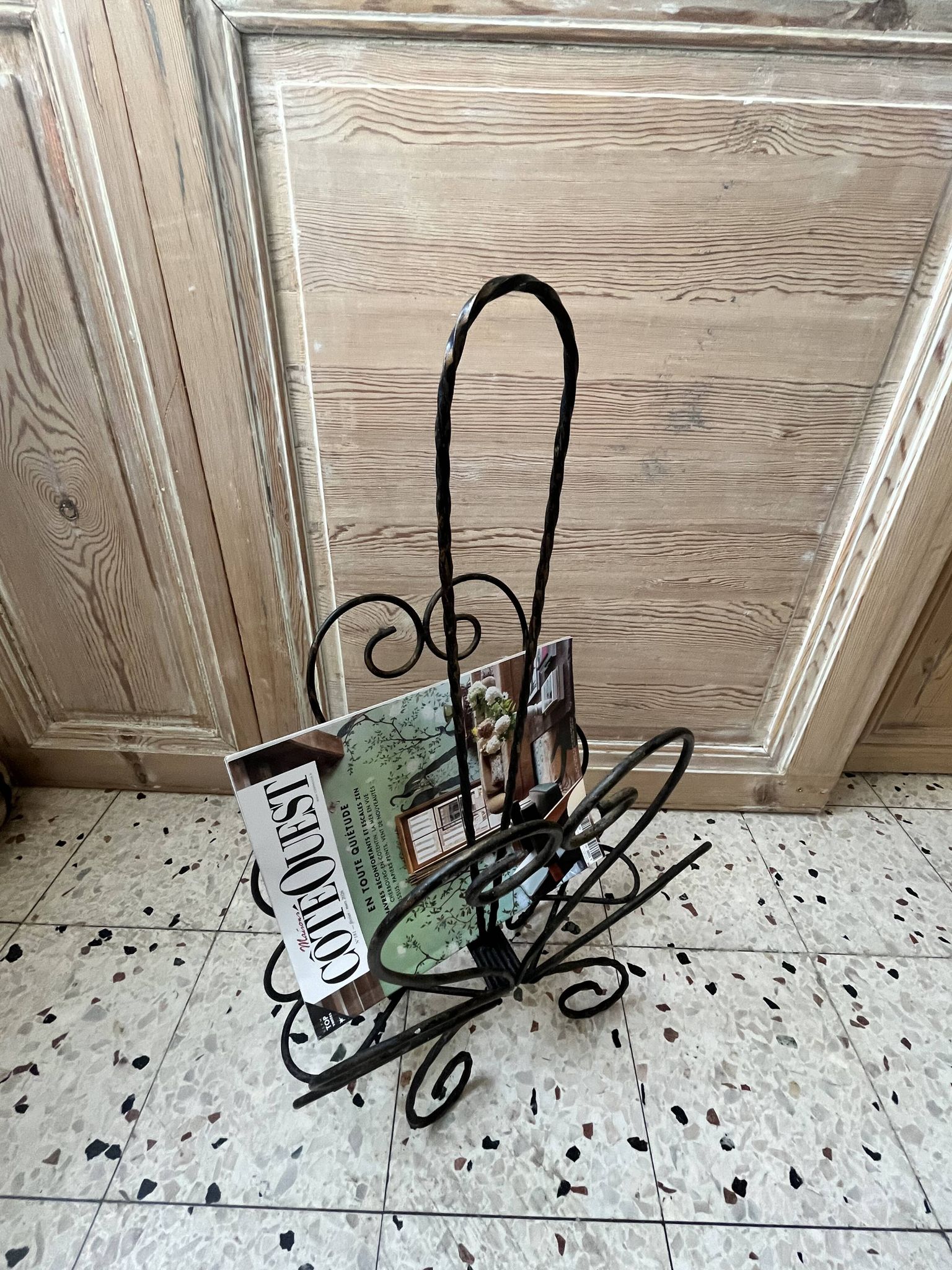 Wrought iron magazine rack