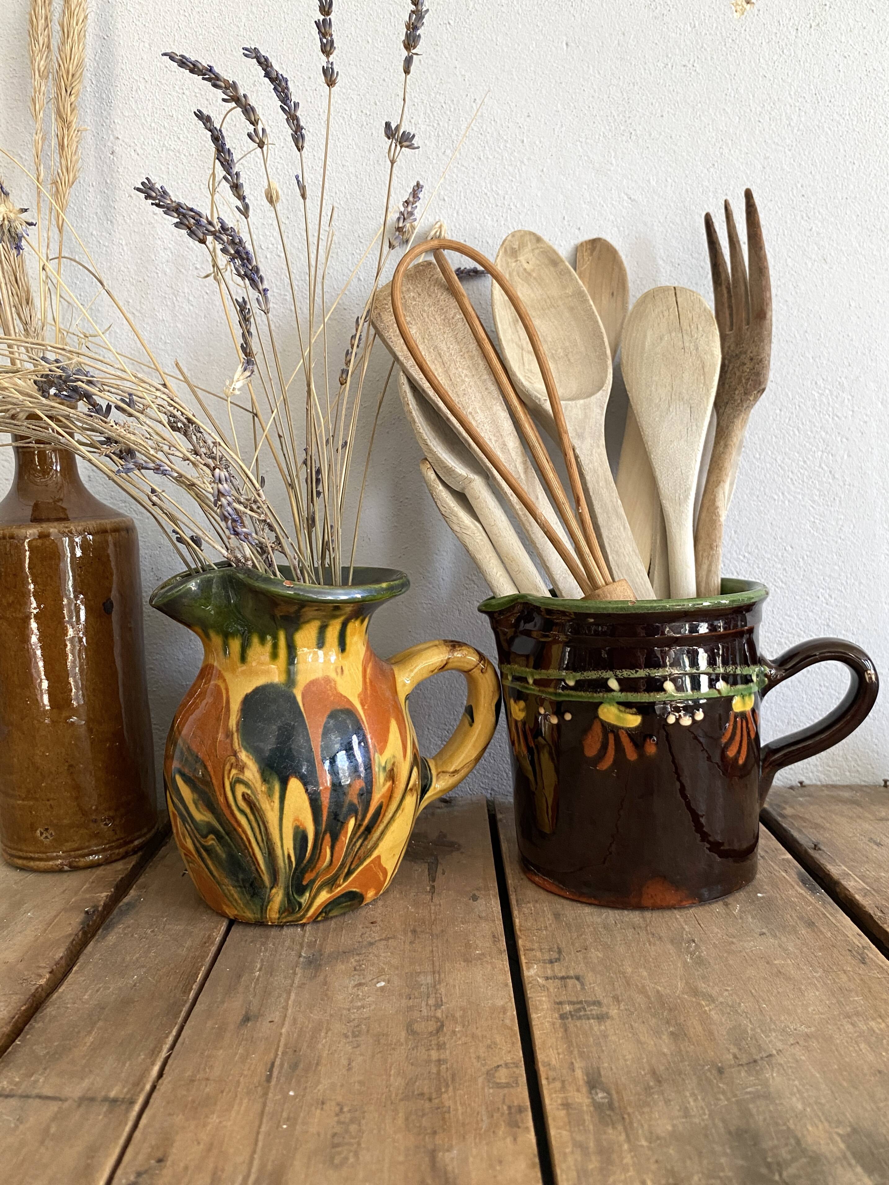 Ceramic pot 1900, Savoie