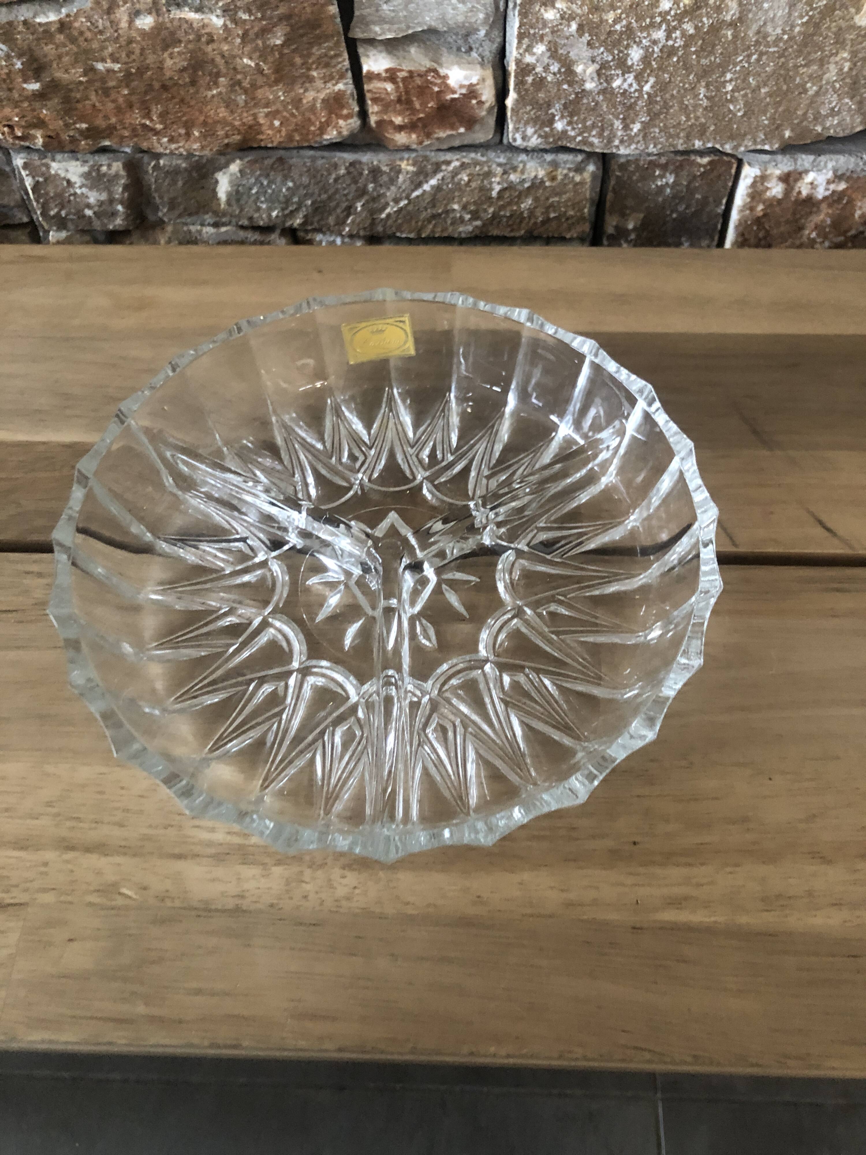 Luxhem 3-compartment crystal dish