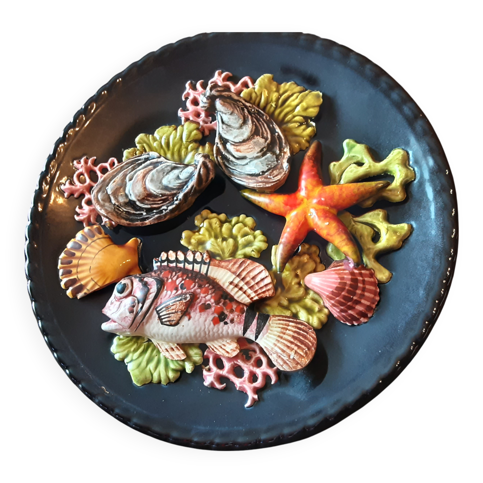 Decorative barbotine plate