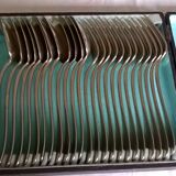 Box of 12 forks and 12 tablespoons in silver metal