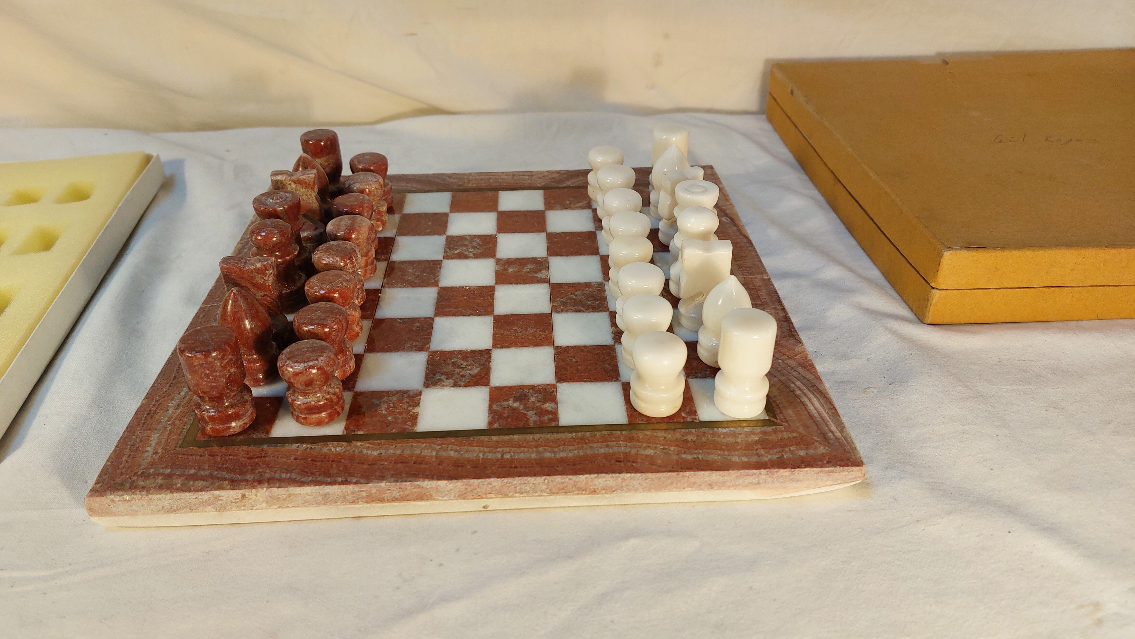 Marble chess from the 60s - Provenance Turkey