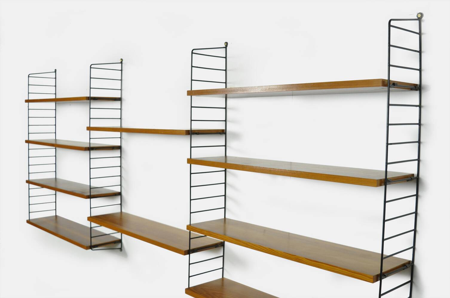 Vintage wall-unit – String shelf by Nisse Strinning and Kajsa Strinning, 1950s Sweden