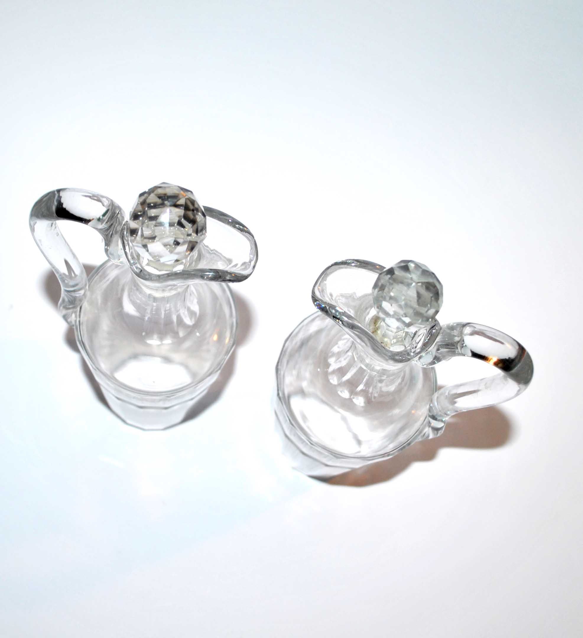 Bottles vinegar in cut crystal baccarat oil and vinegar - near model chicago 1916?