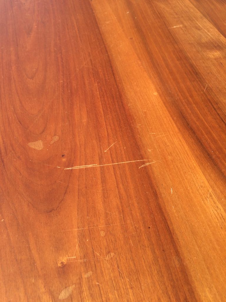 Stretchy farm table Walnut 1969