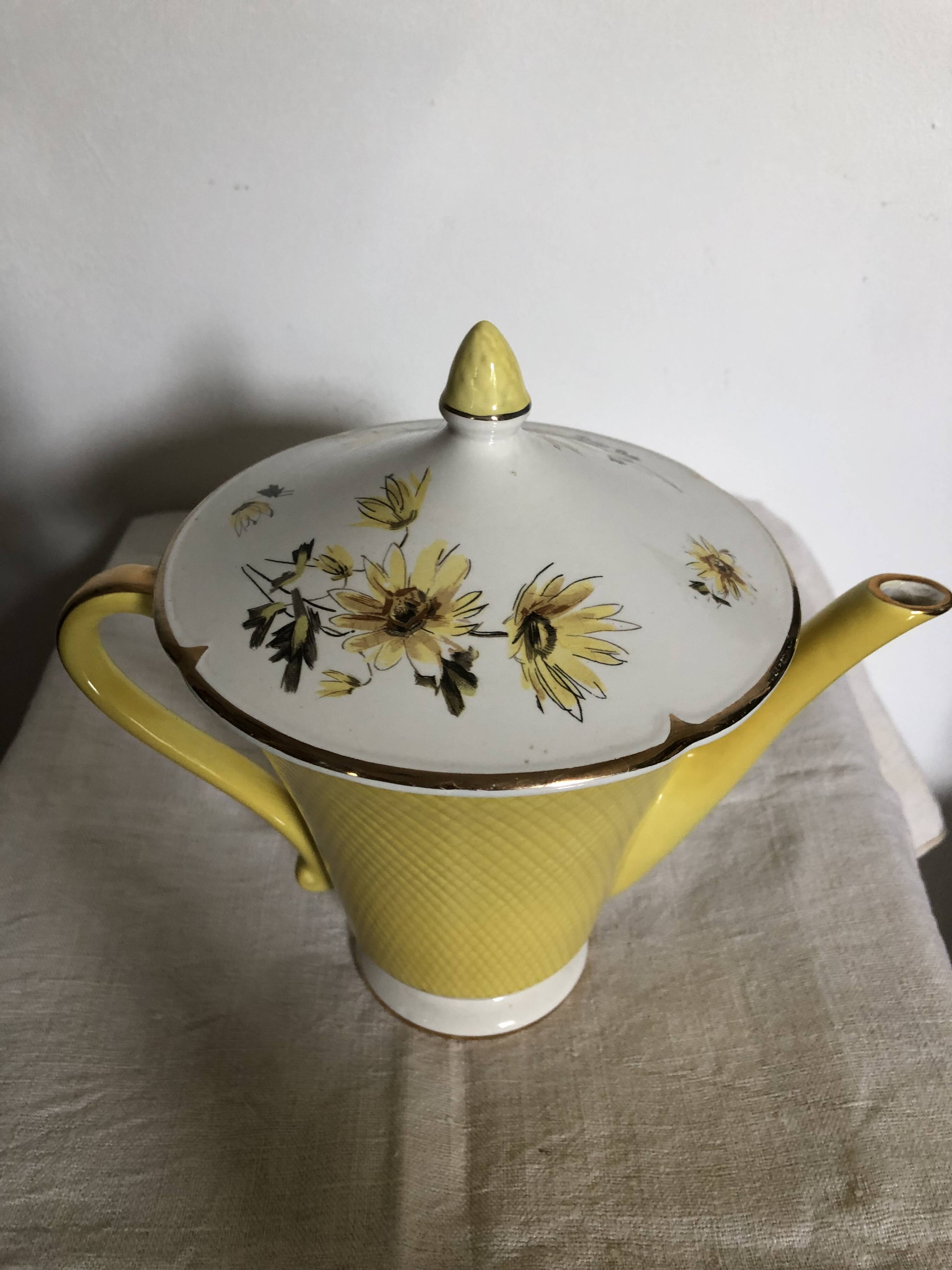 Cafetière vintage.Salins.