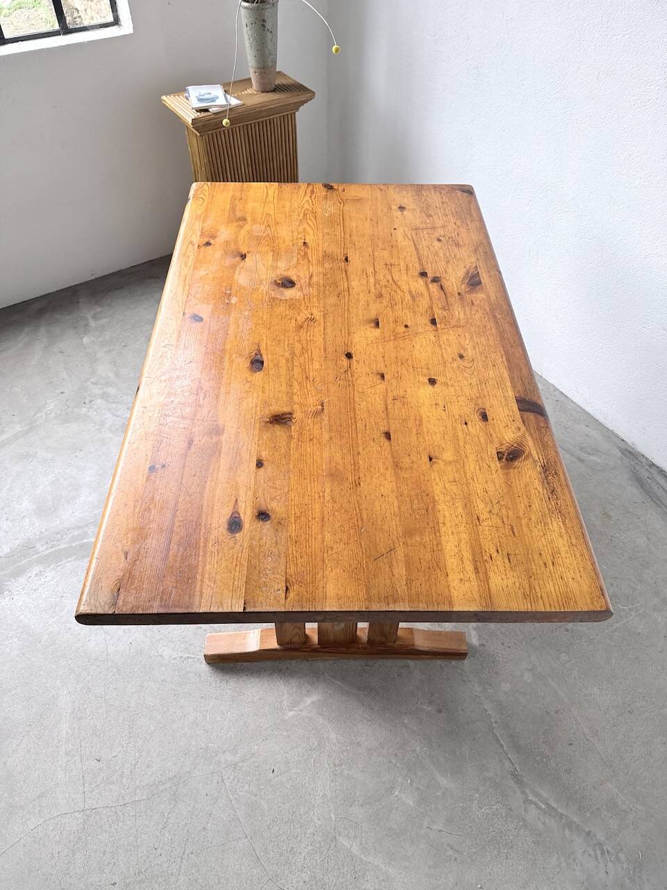 Mountain furniture table made of solid pine