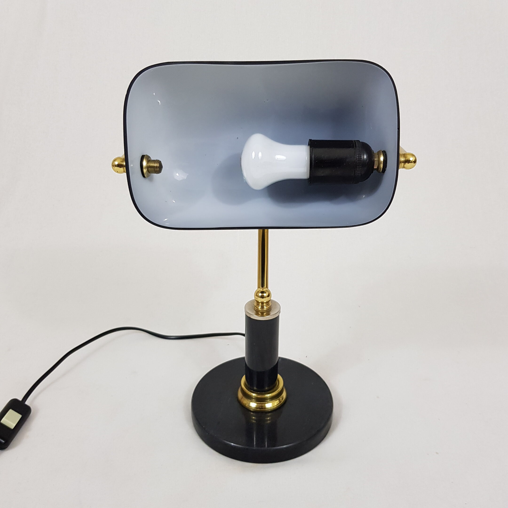 Desk lamp with base stone and black opaline