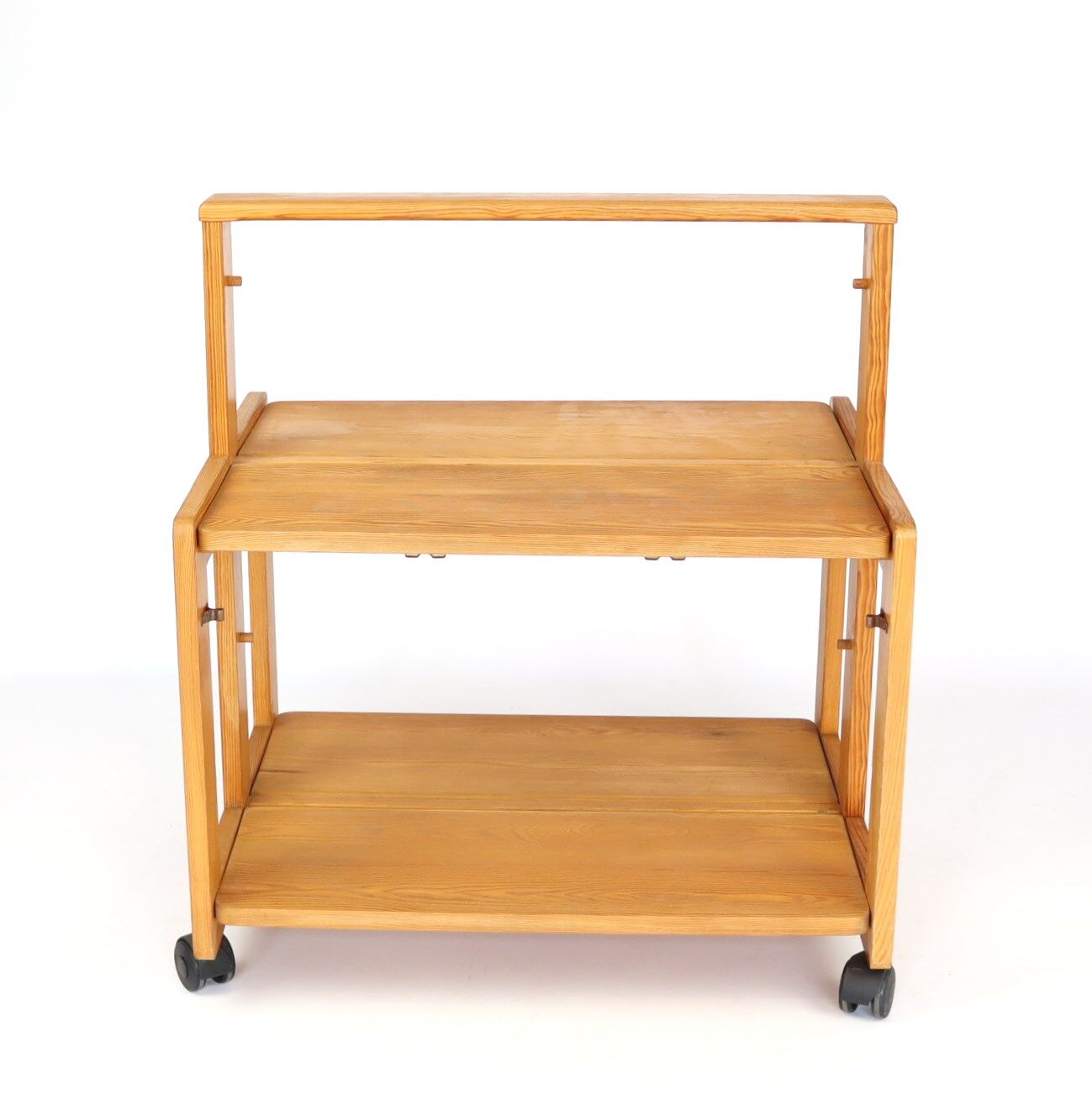 Scandinavian pine service 70s