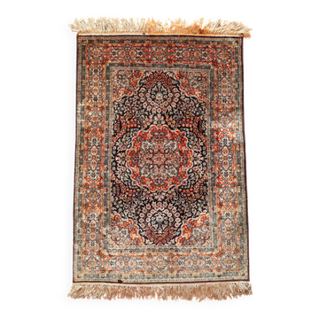 Chinese silk oriental rug 103 cm x 64 cm