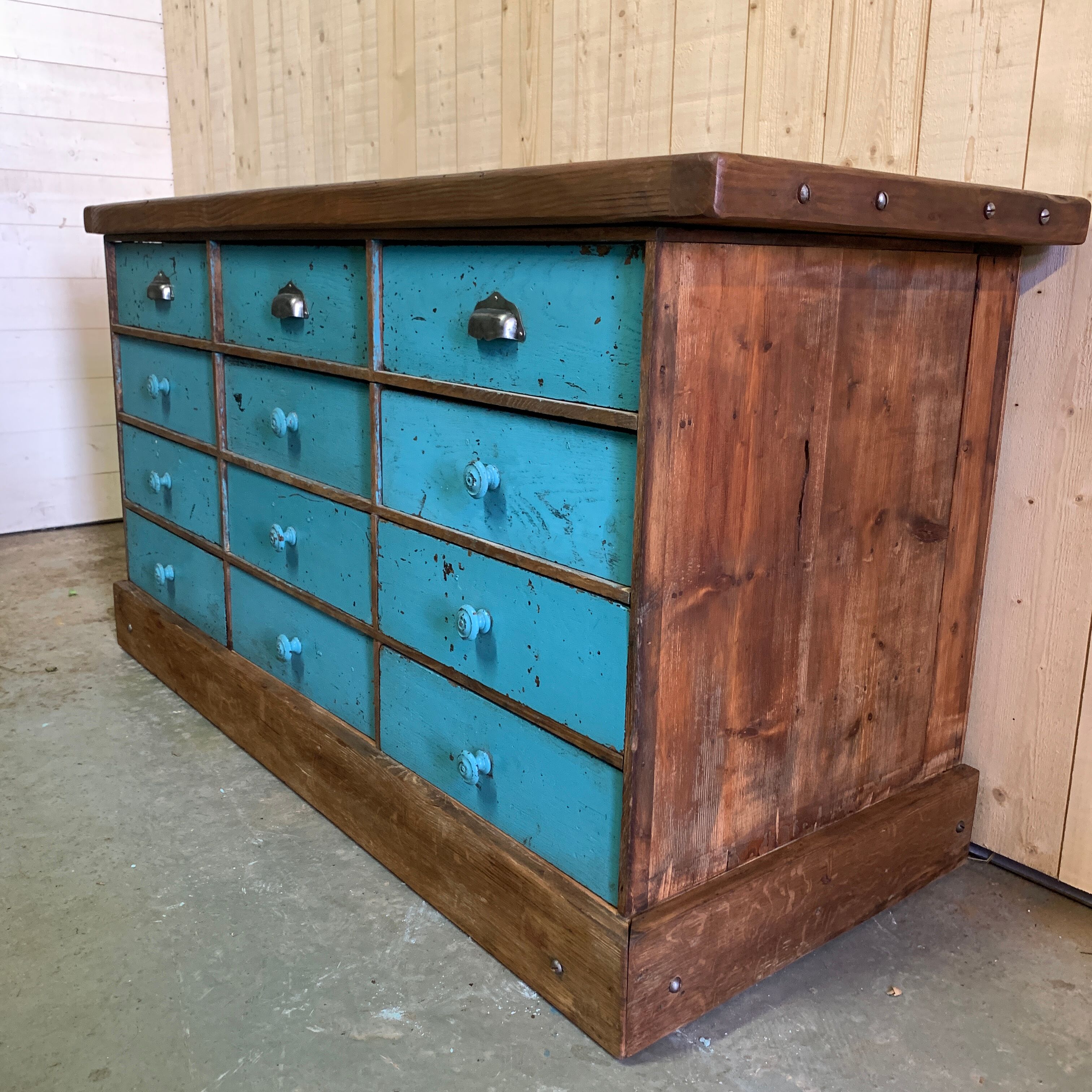 Meuble de métier 12 tiroirs bleu
