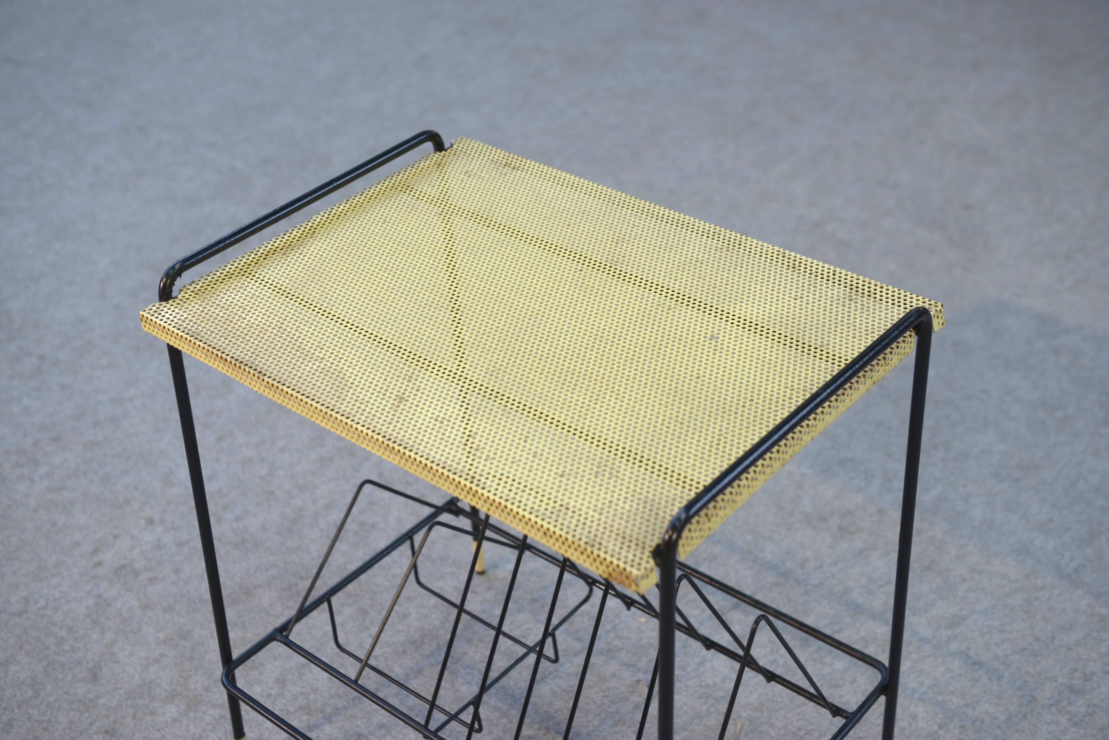 Table d'appoint, porte-vinyles