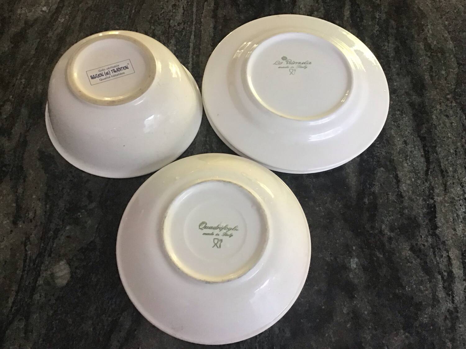 Basque decor plates and salad bowl