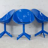 3 chairs "space Age", resin and steel, France, circa 1970.