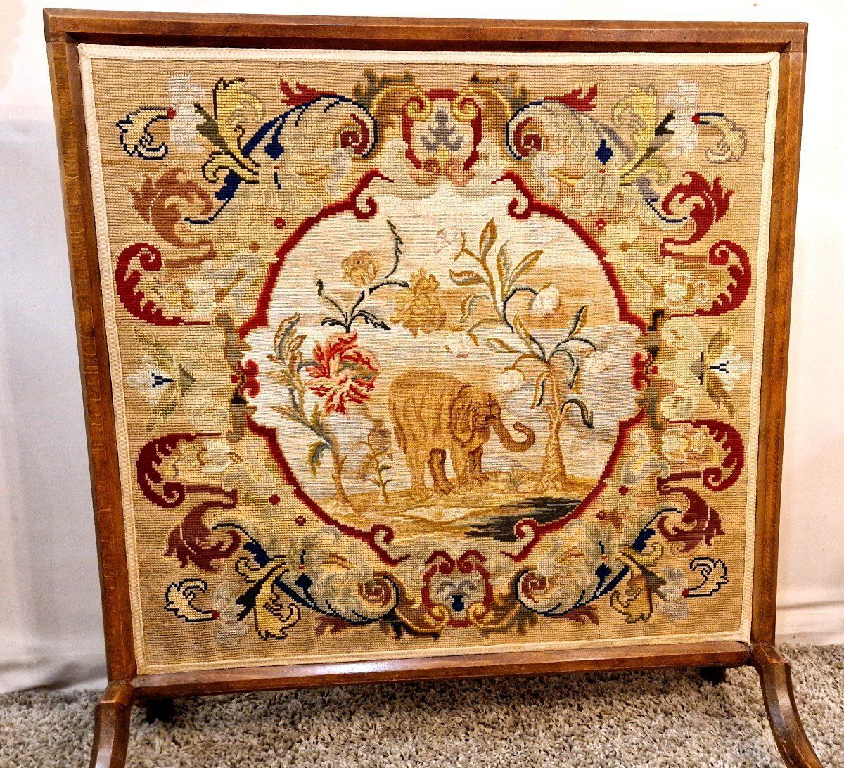 Écran de cheminée avec tapisserie fin XIXème