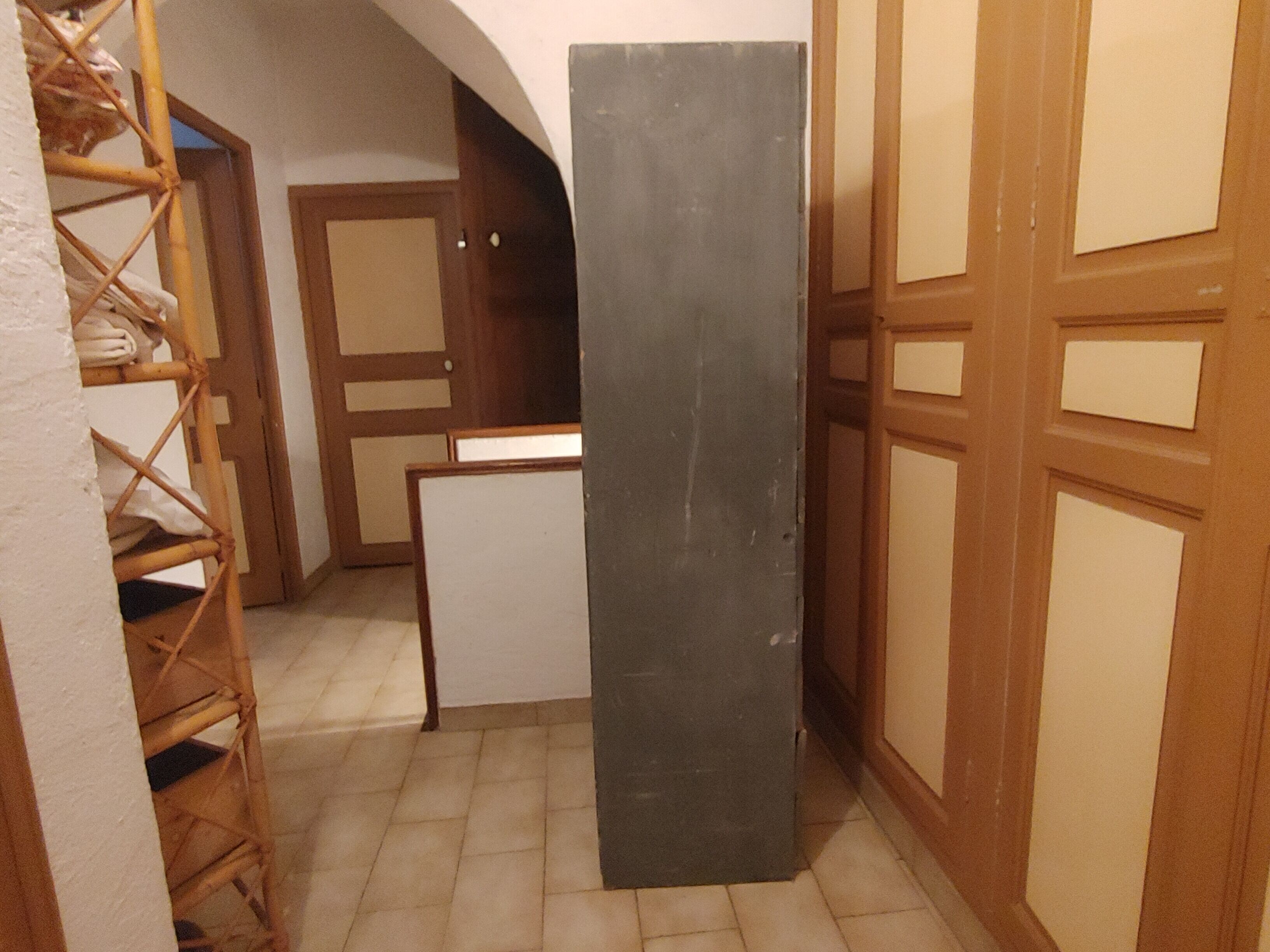 Former Parisian cabinet