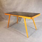 Table basse Jiri Jiroutek par Cesky Nabytok
