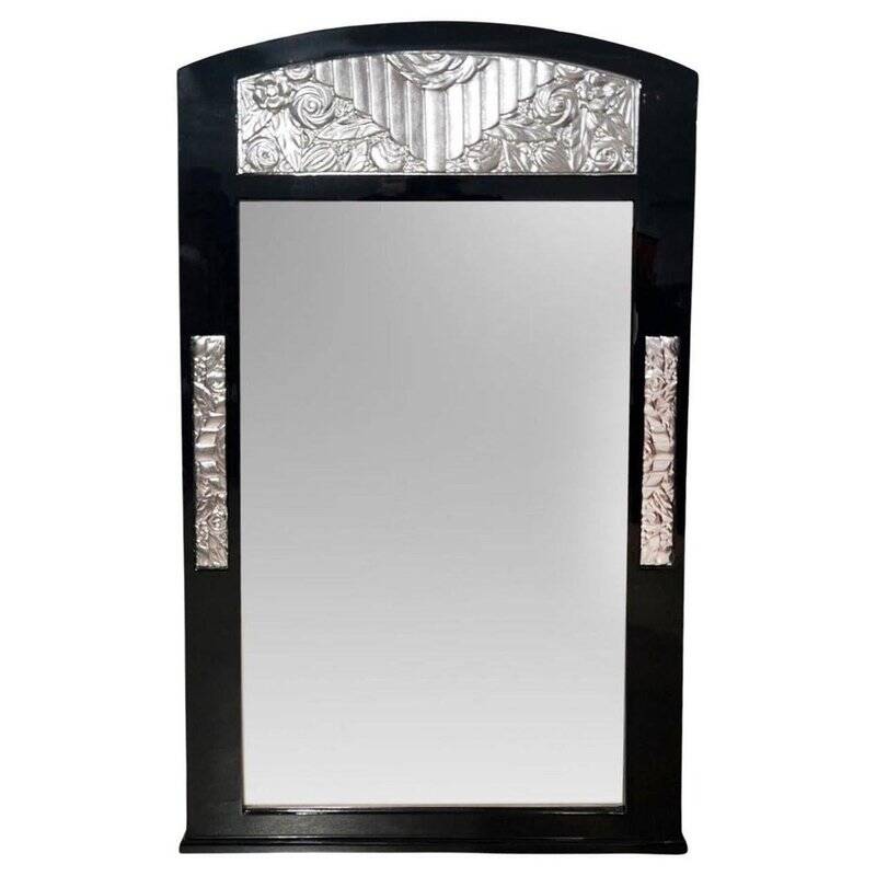 Art Deco Wall Mirror in Black Lacquer & Silver Leaf, France, 1930s