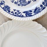 4 mismatched vintage porcelain and earthenware flat plates Marina set