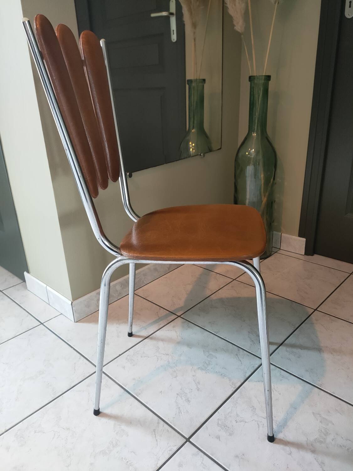 Tublac vintage petal chair