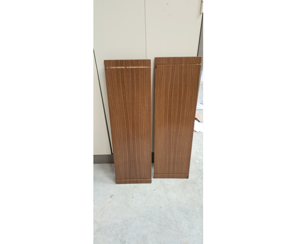 Etagère design A.Dekker 1960 a 70. en bois stratifié 72x72x21. bien dans son jus