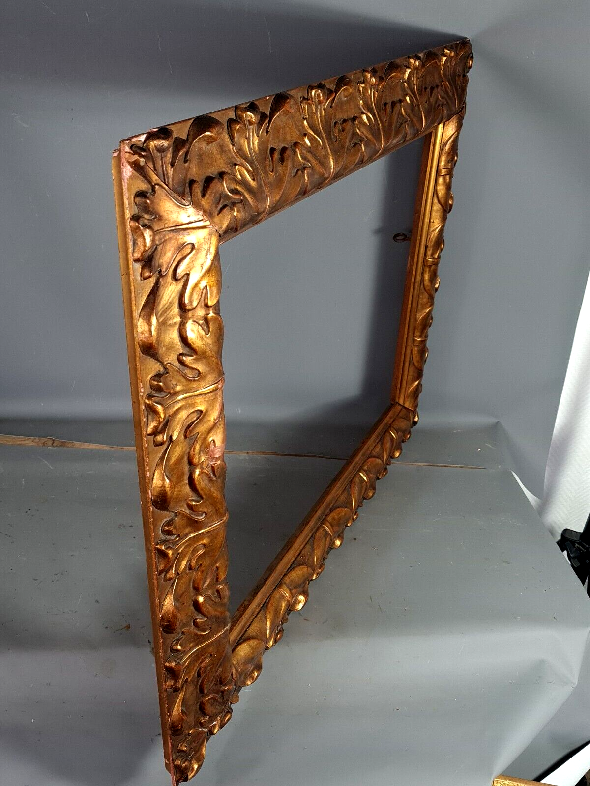 Large frame nineteenth century gilded stucco wood old gold 80x66 foliage 62x47.5 cm SB