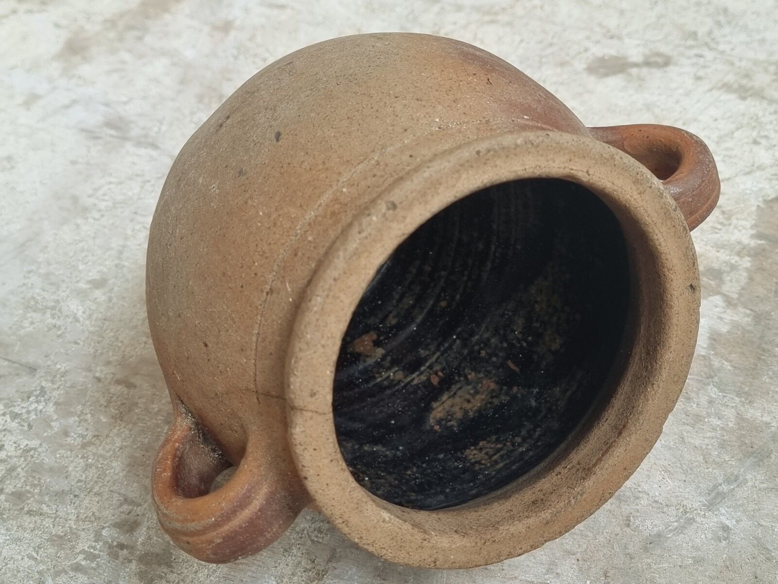 Antique French grespot confit pot